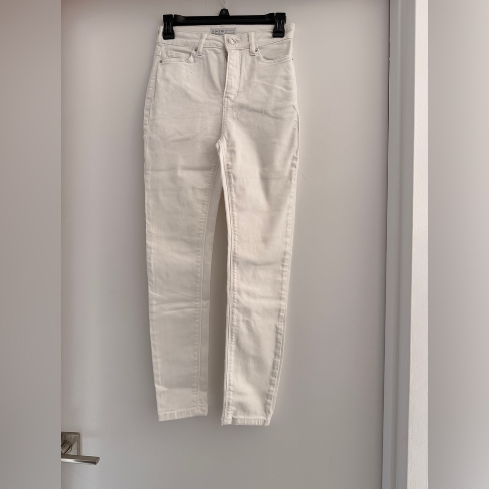 High-Rise Skinny Women’s Jeans in White size 2